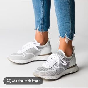 NWT Paul Green Maddox Sneakers in Cloud White Combo